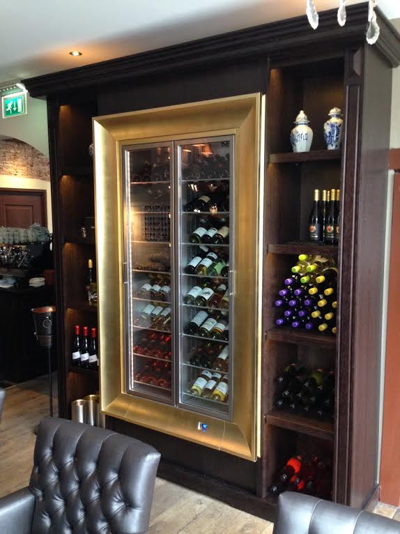 Free standing wine walls Wines Cellar